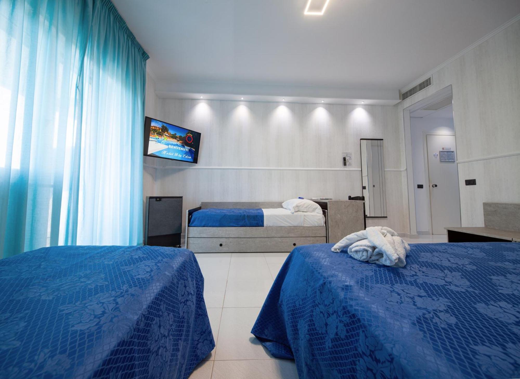 Hotel Blu Eden Прая а Маре Екстериор снимка