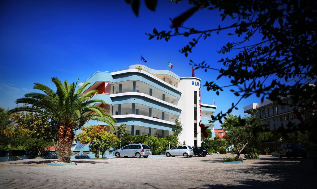Hotel Blu Eden Прая а Маре Екстериор снимка